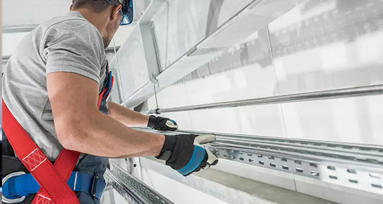 Glass Balcony Railing Replacement in Four Corners, FL